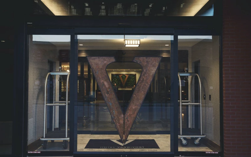 hotel vandivort entrance